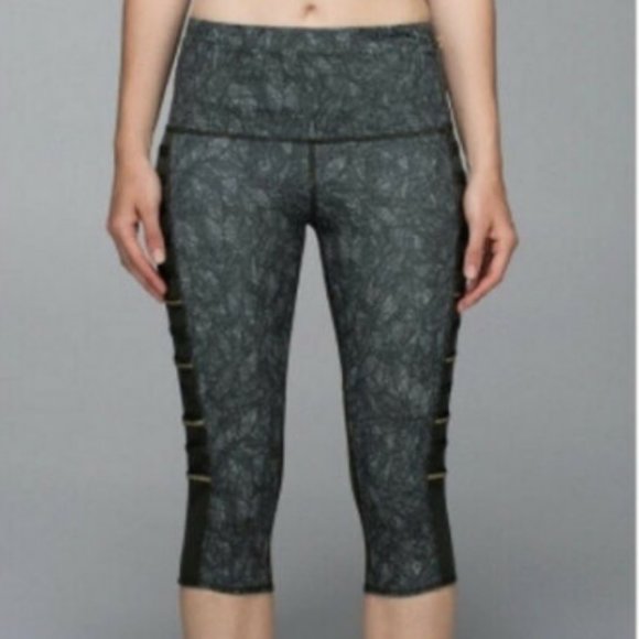 Lululemon Breezy Crop Jazzy Leggings - Picture 4 of 12